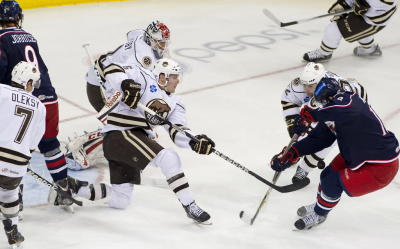 Cameron Schilling on the ice in NHL game
